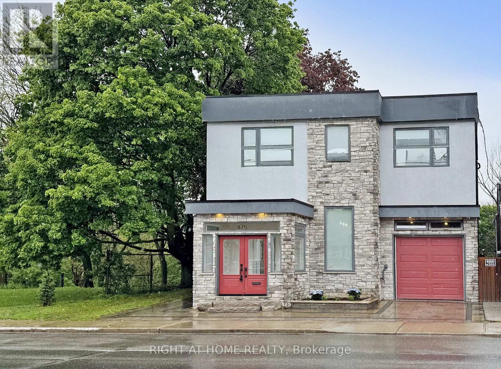 475 Donlands Ave, Toronto, ON M4J 3S4
