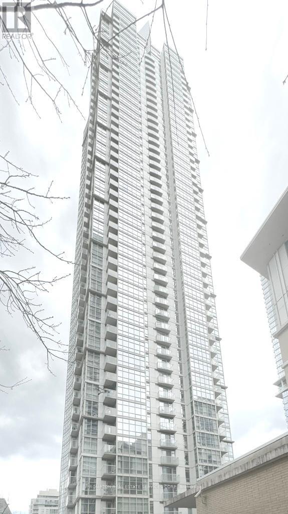 68 35 Mariner Ter, Toronto, ON M5V 3V9