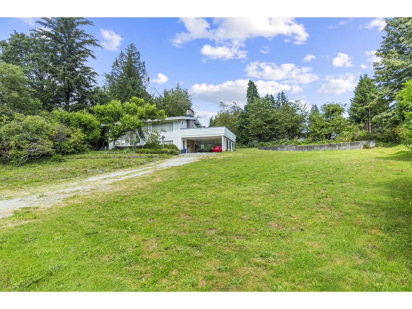 7680 Strachan St, Mission, BC V2V 3L3