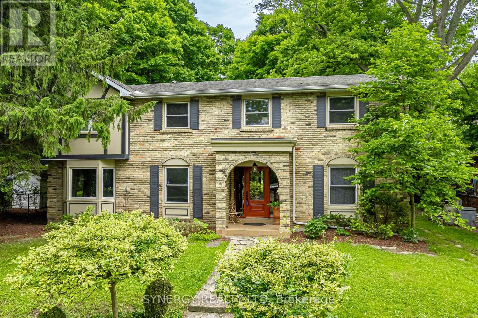 422 Riverside Dr, London, ON N6H 2R7