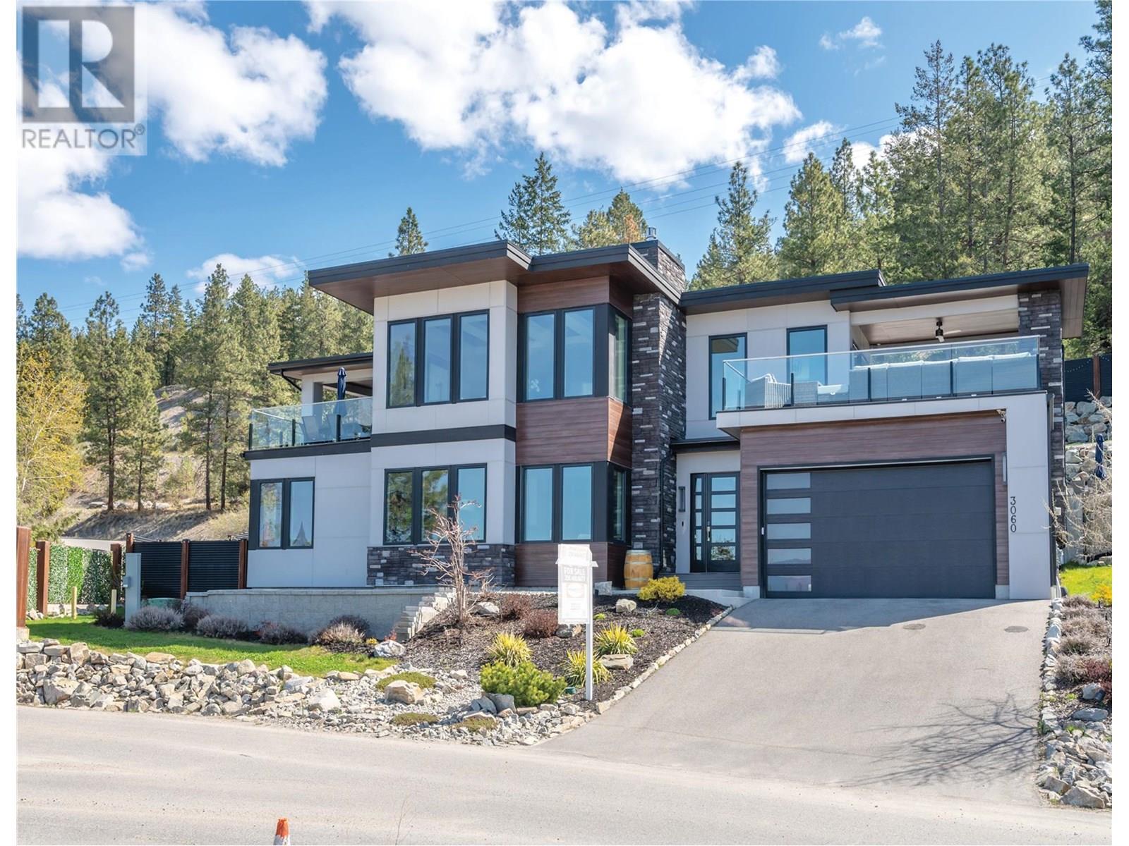 3060 Outlook Way, Naramata, BC V0H 1N1
