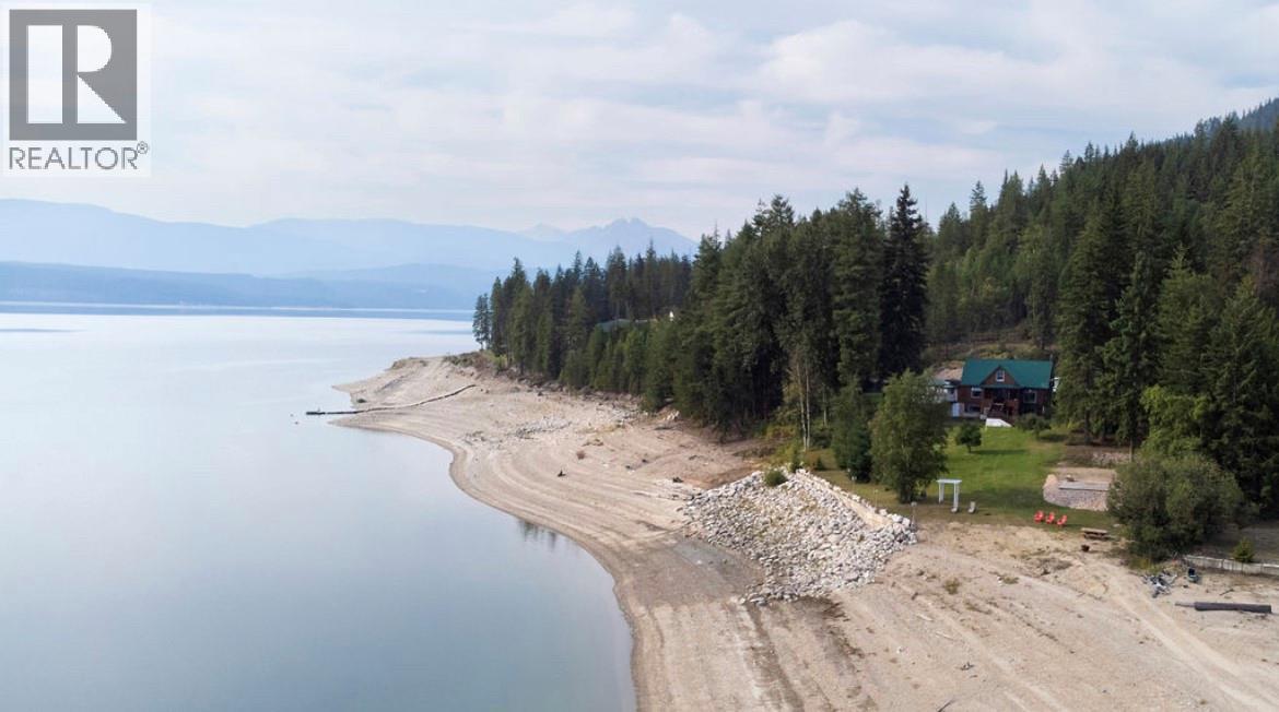 3242 Highway 23 Other, Nakusp, BC V0G 1R1