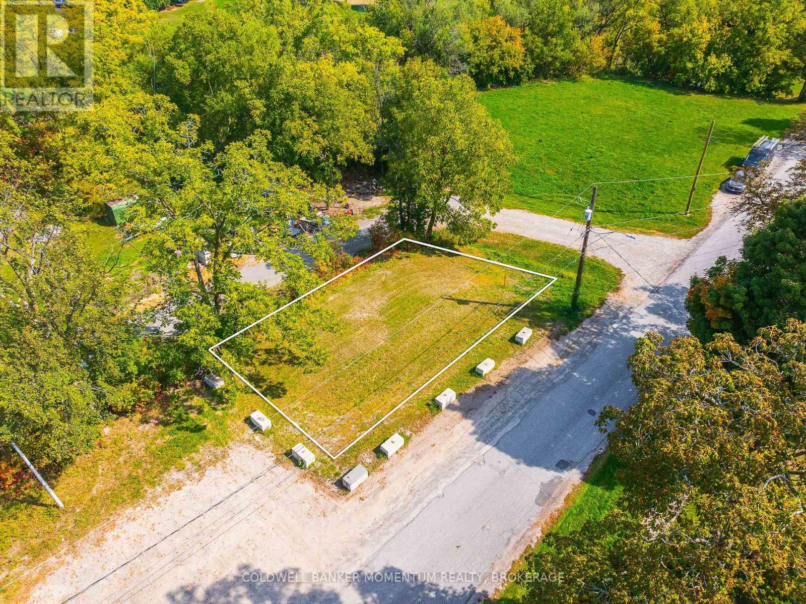 21 Bridge St, Thorold, ON L0S 1K0