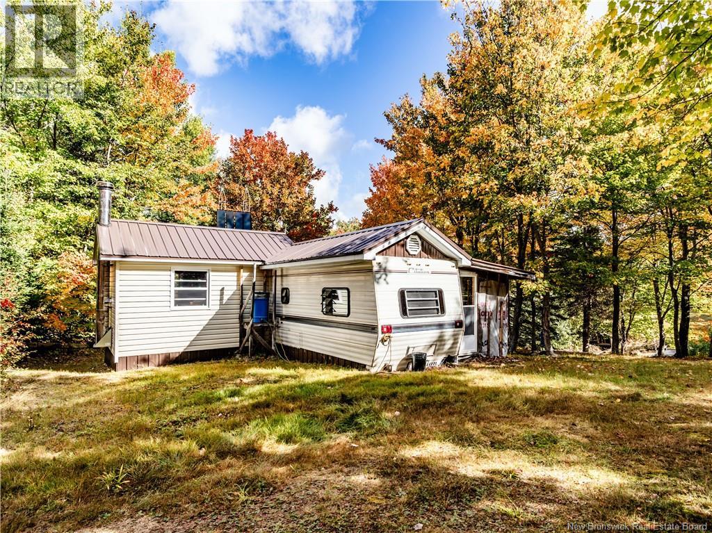 Camp Ch Camerons Mills Cross, Saint-ignace, NB E4X 2J5