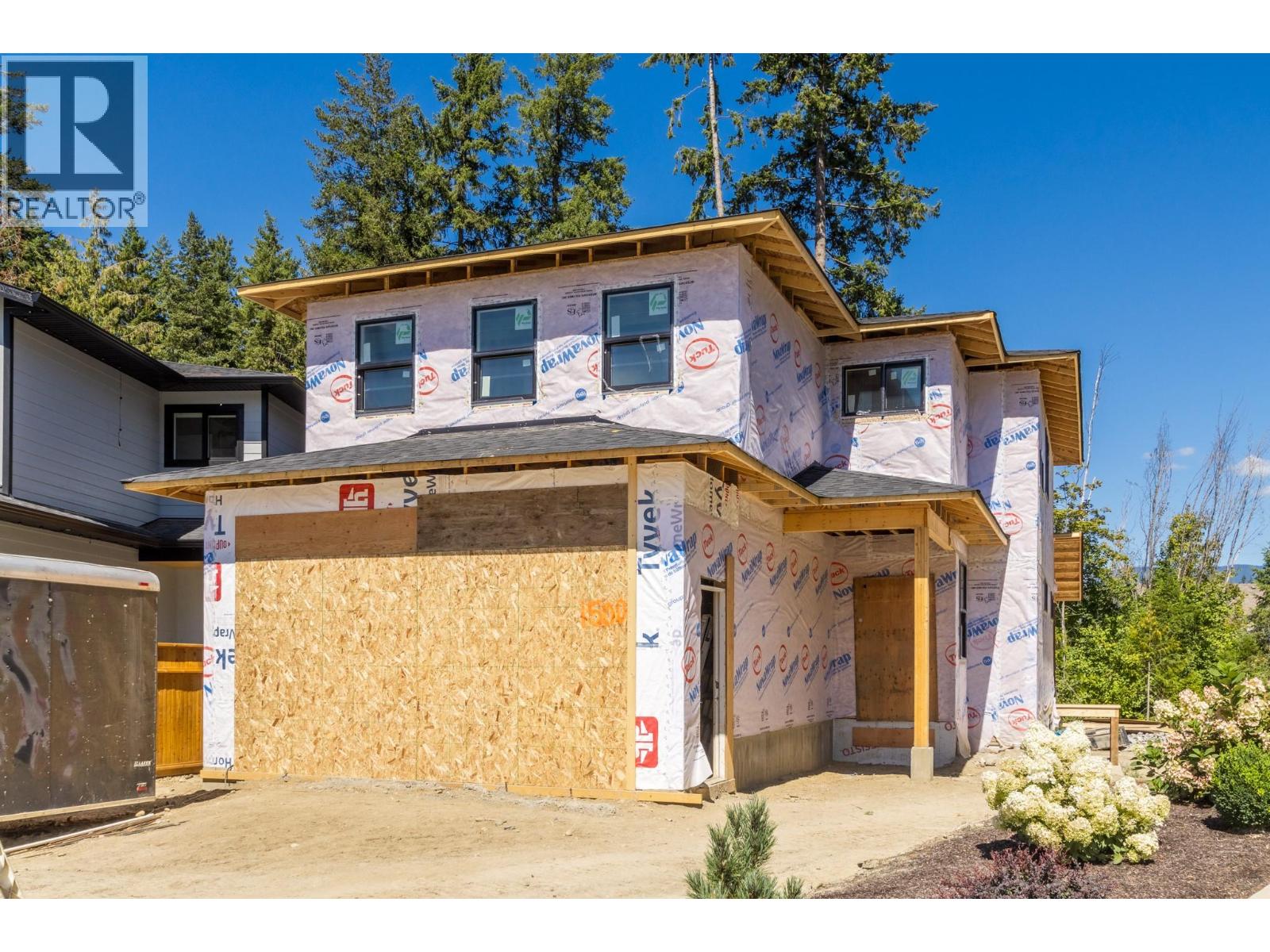 21 Street Ne Unit 1500, Salmon Arm, BC V1E 0G8