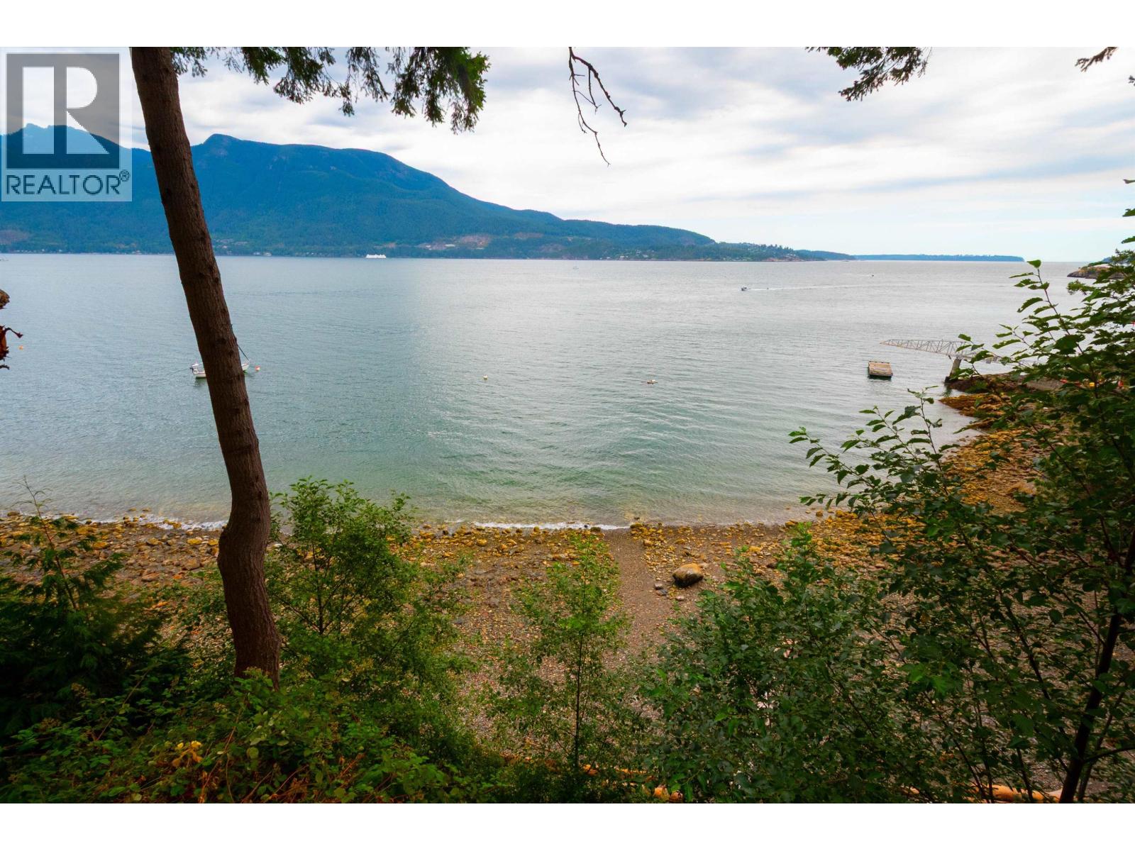 1433 Eaglecliff Rd, Bowen Island, BC V0N 1G1