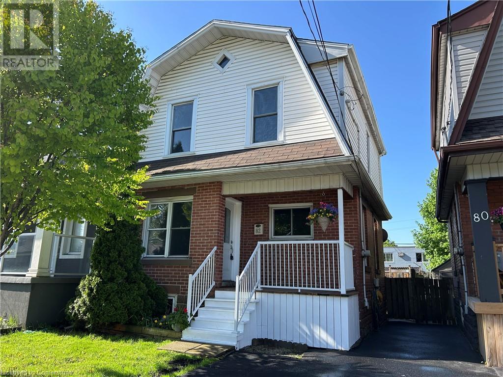 82 Alpine Ave, Hamilton, ON L9A 1A6