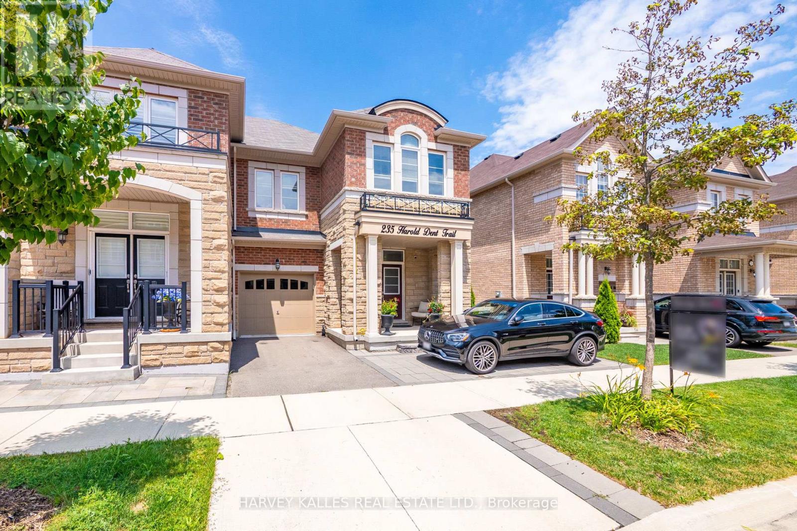 235 Harold Dent Trl N, Oakville Go Glenorchy, ON L6M 1S3
