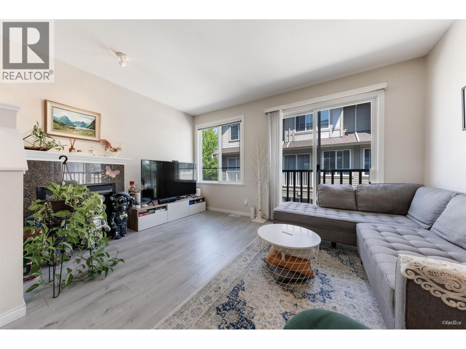 8080 Francis Road Unit 22, Richmond, BC V6Y 1A4
