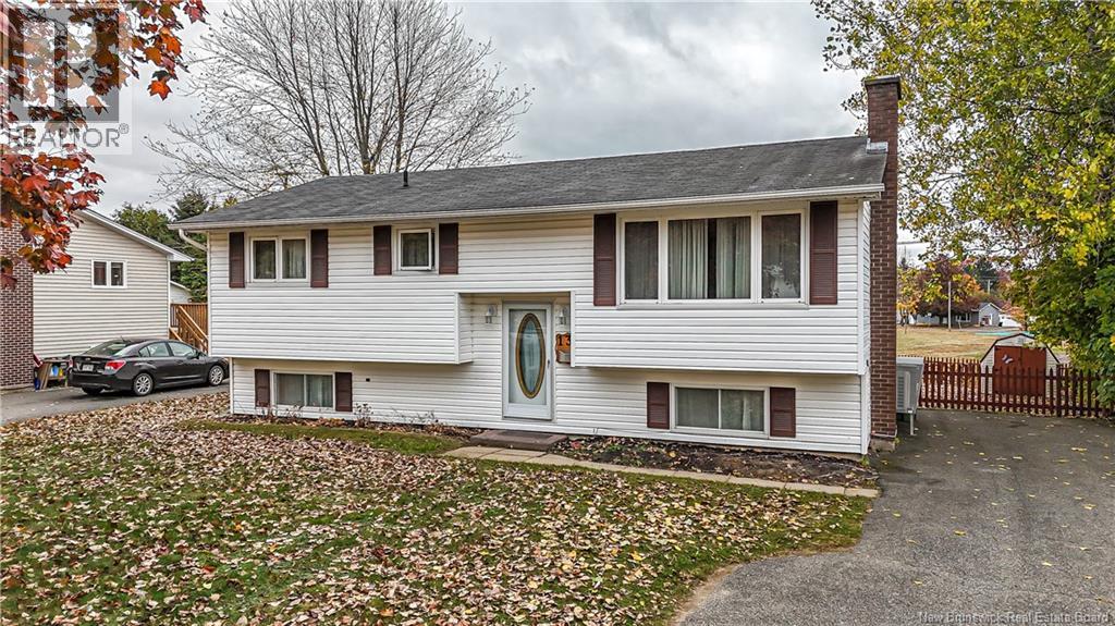 136 Jewett St, Fredericton, NB E3A 4Z7