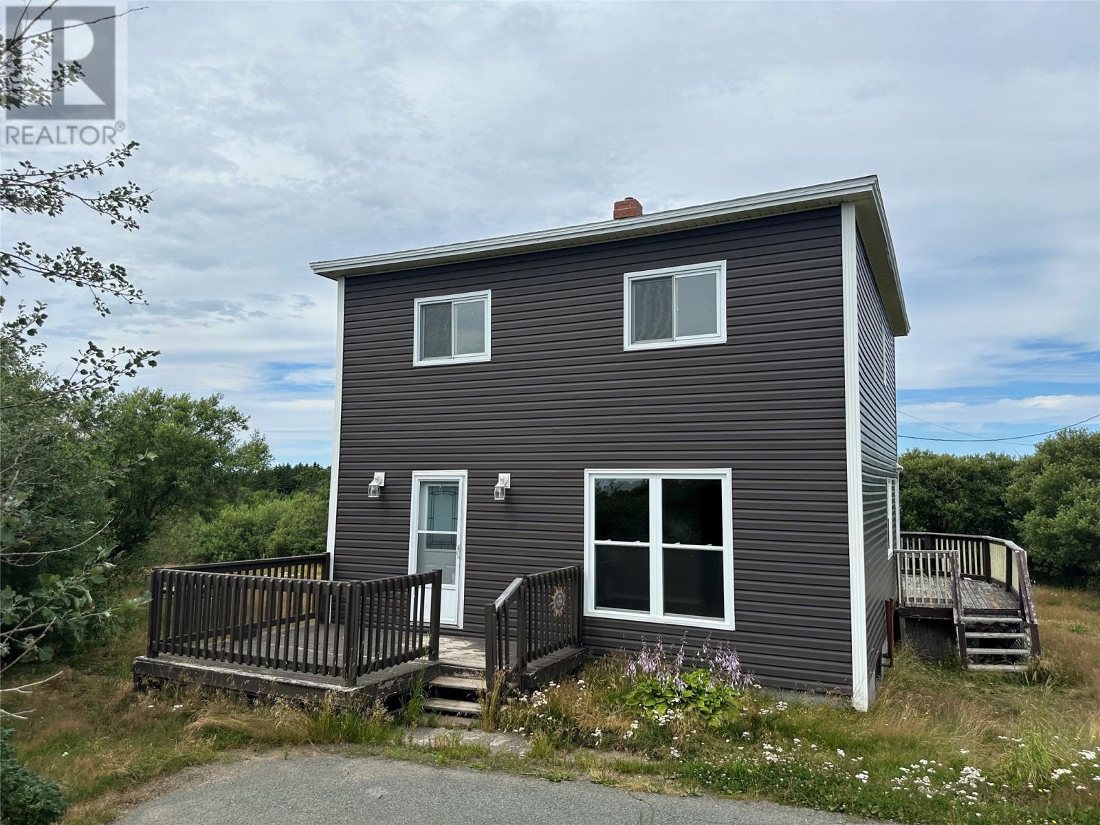 94 Memorial St, Wabana, NL A0A 1H0