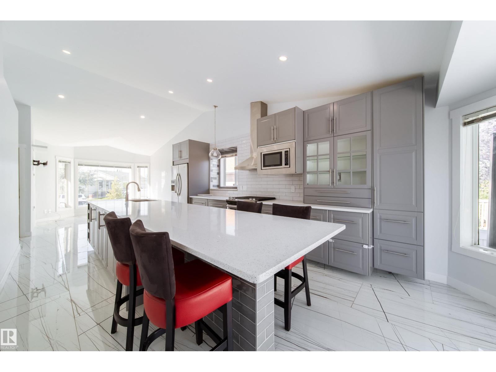 52 Av Nw Unit 19016, Edmonton, AB T6M 2R4