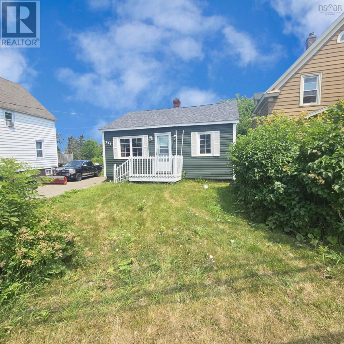 815 Upper Prince St, Sydney, NS B1P 5N4