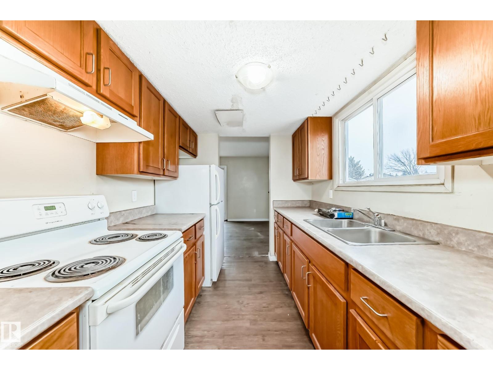 161 Av Nw Unit 12607, Edmonton, AB T5X 4W7