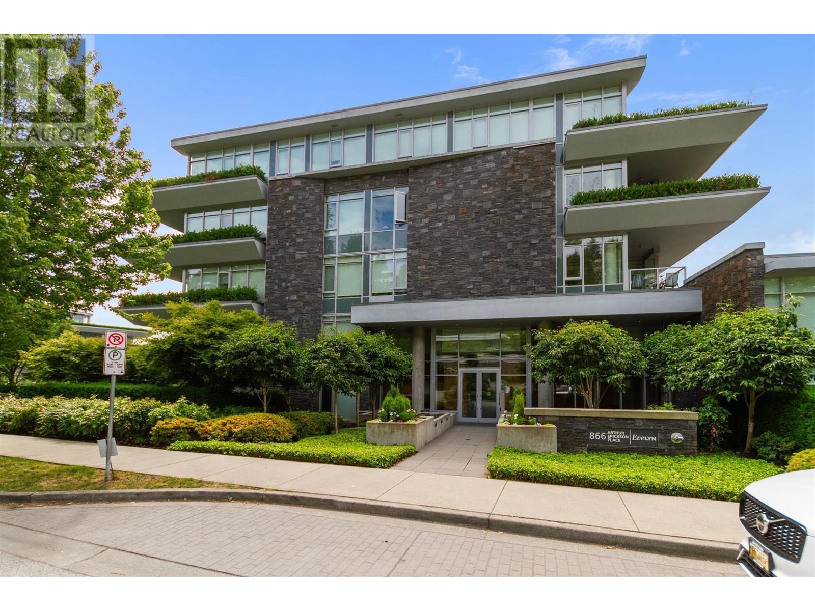 866 Arthur Erickson Place Unit 200, West Vancouver, BC V7T 0B2