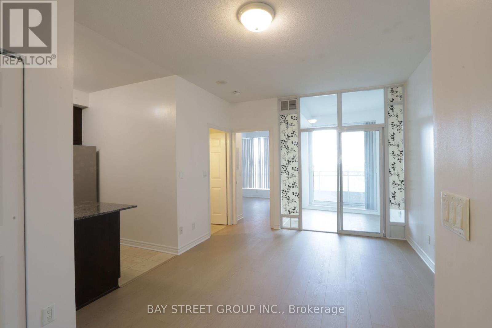 1101 18 Holmes Ave, Toronto, ON M2N 0E1