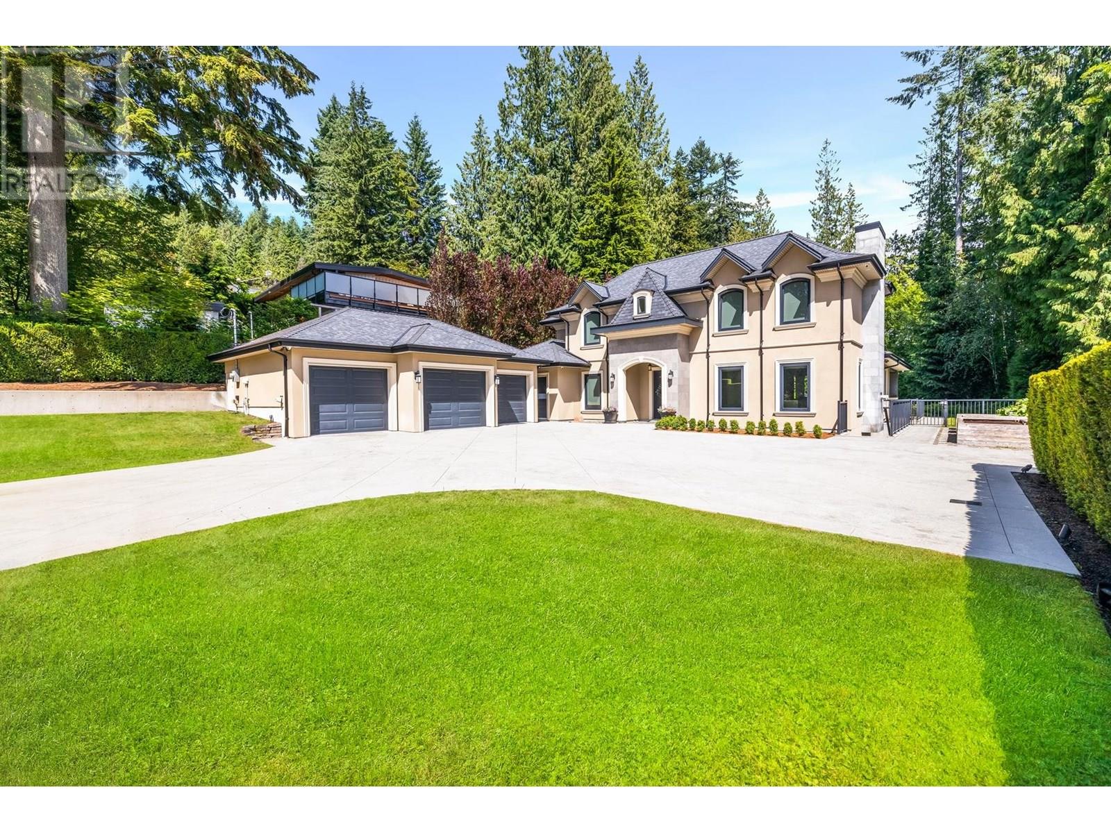 3850 St Marys Ave, North Vancouver, BC V7N 1Y1