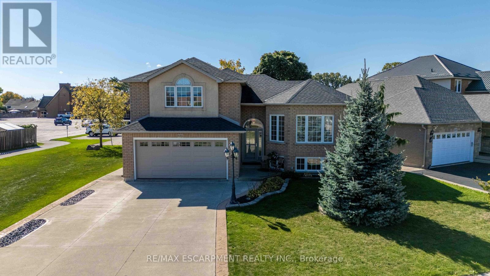 441 Crerar Dr, Hamilton, ON L9A 5K3