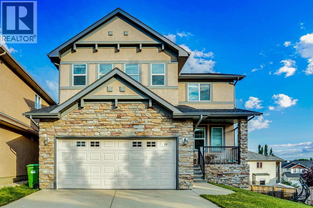 28 Elmont Mews SW, Calgary, AB T3H 0L8