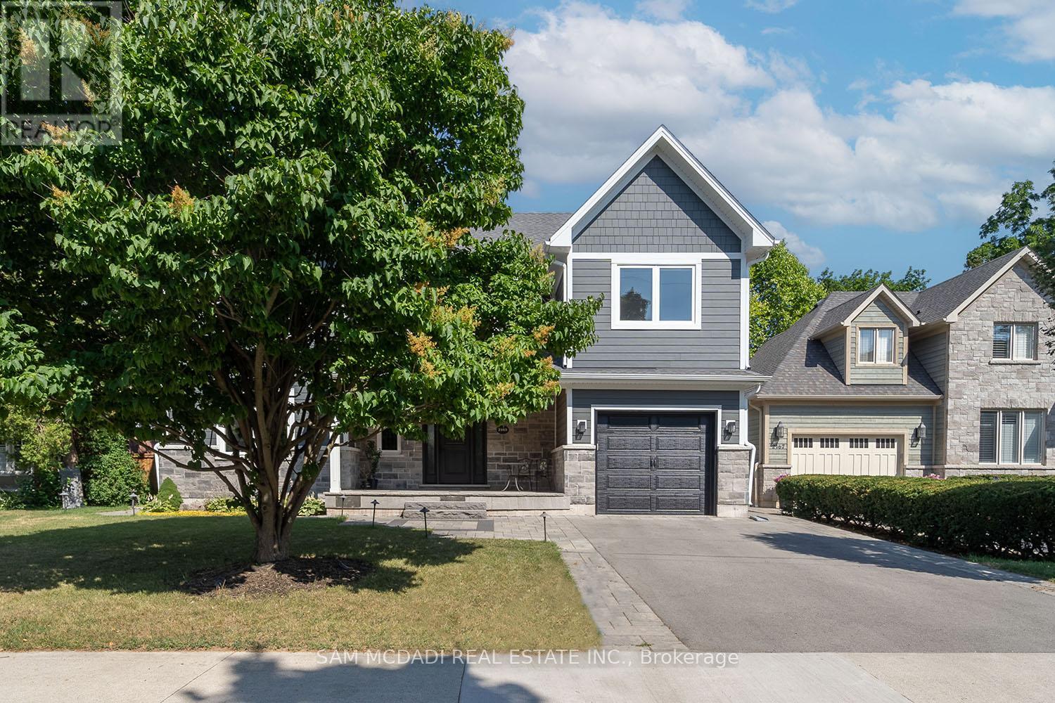 2163 Deyncourt Dr, Burlington, ON L7R 1W2