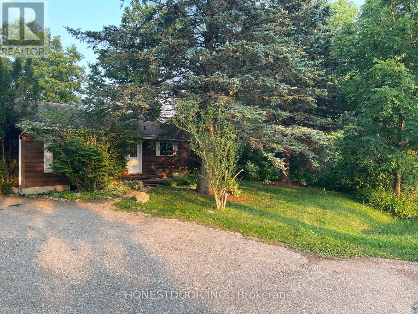 214 North St, Thames Centre, ON N0L 1G3