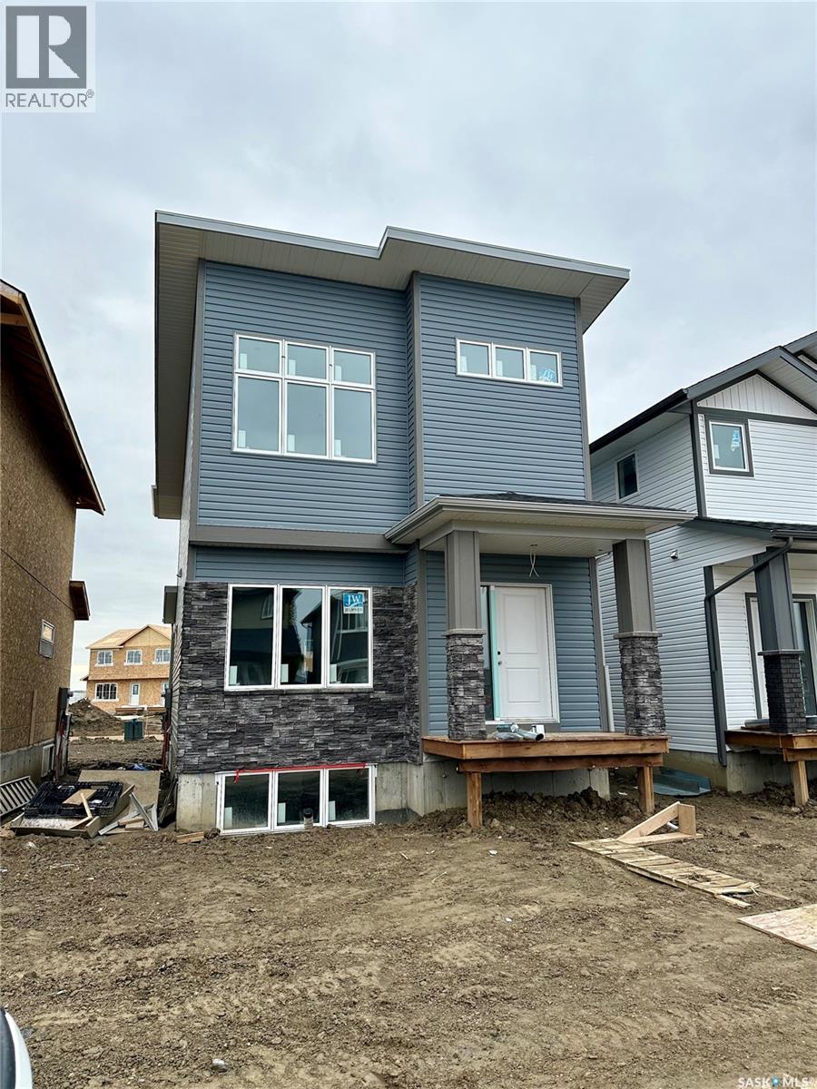 1404 Besnard Dr, Martensville, SK S0K 2T1