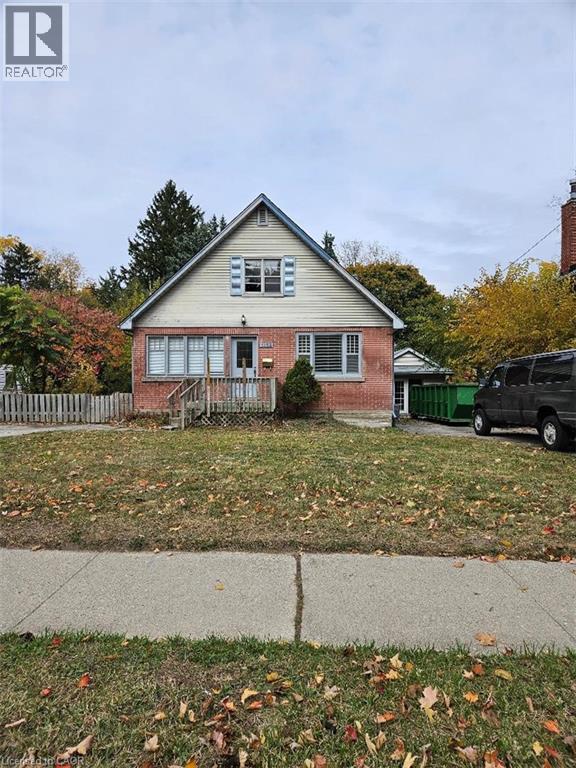 1154 Queens Blvd, Kitchener, ON N2M 1C2