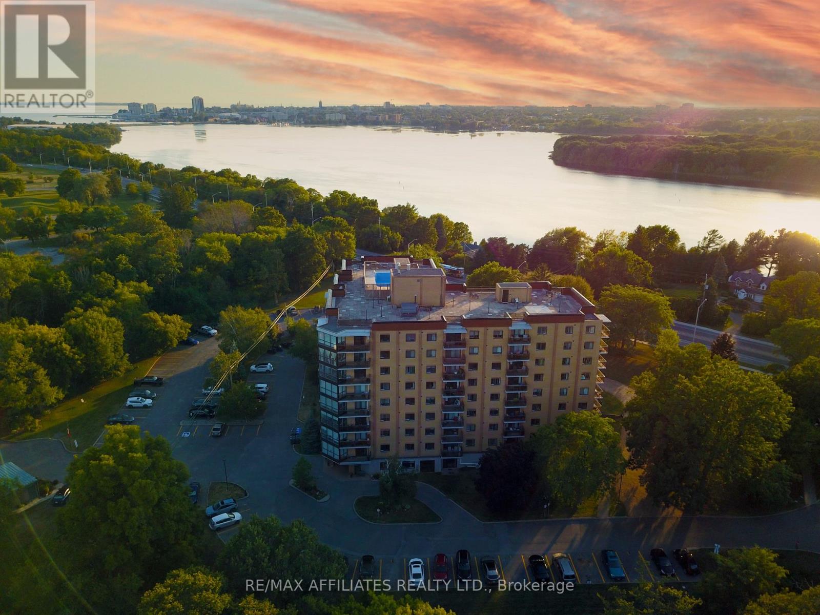 309 120 Barrett Ct, Kingston, ON K7K 5R7