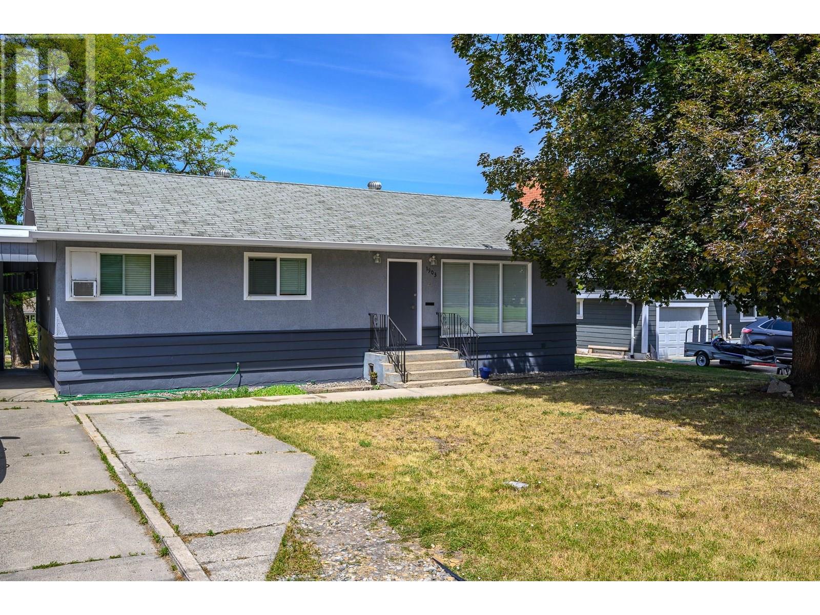 29 Crescent Unit 1903, Vernon, BC V1T 1Y6