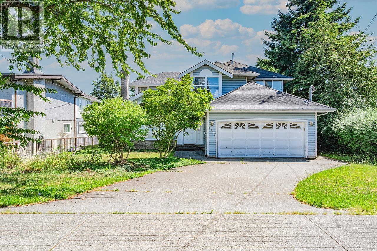 4522 Watling St, Burnaby, BC V5J 1V5