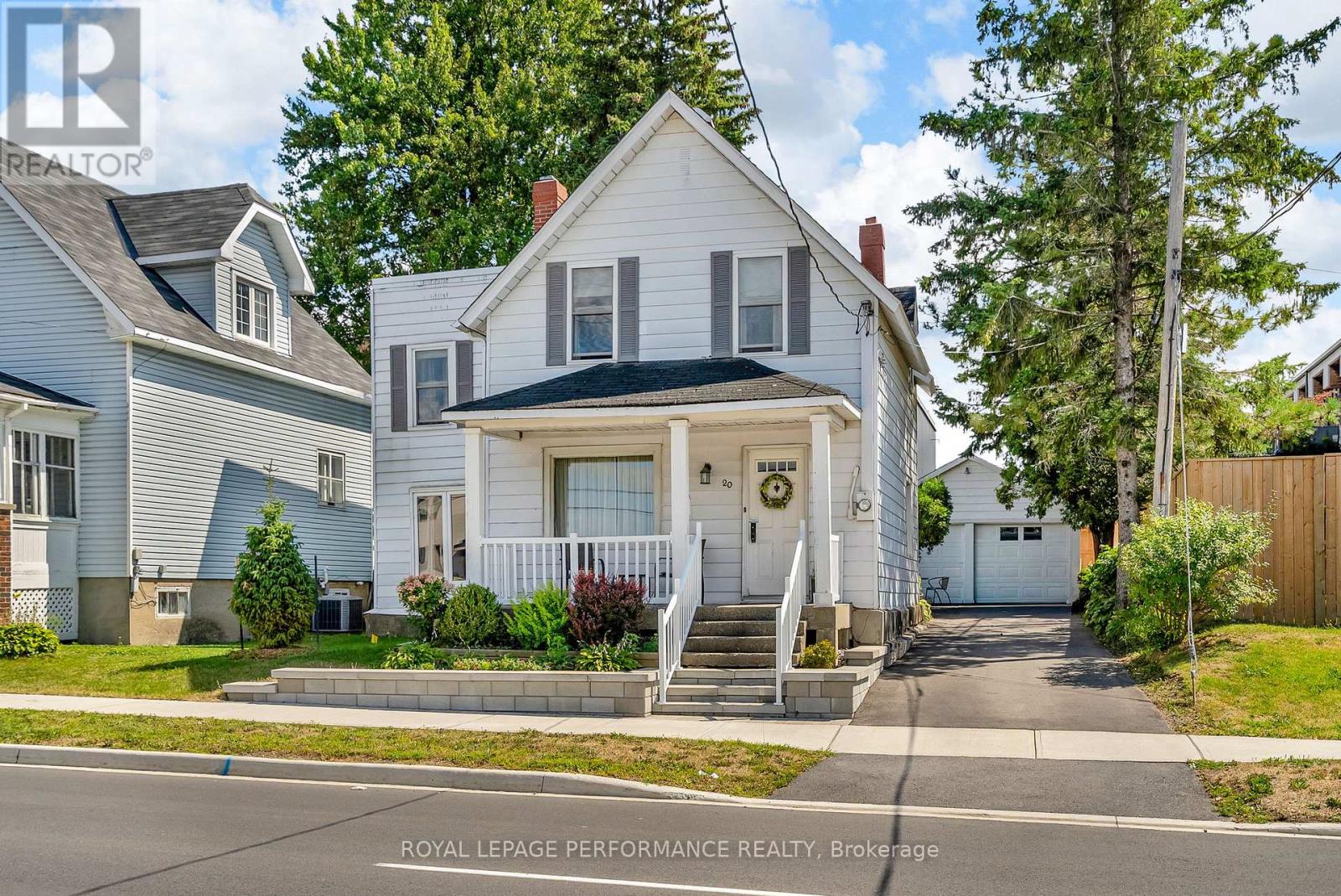 20 Fifth St W, Cornwall, ON K6J 2T4