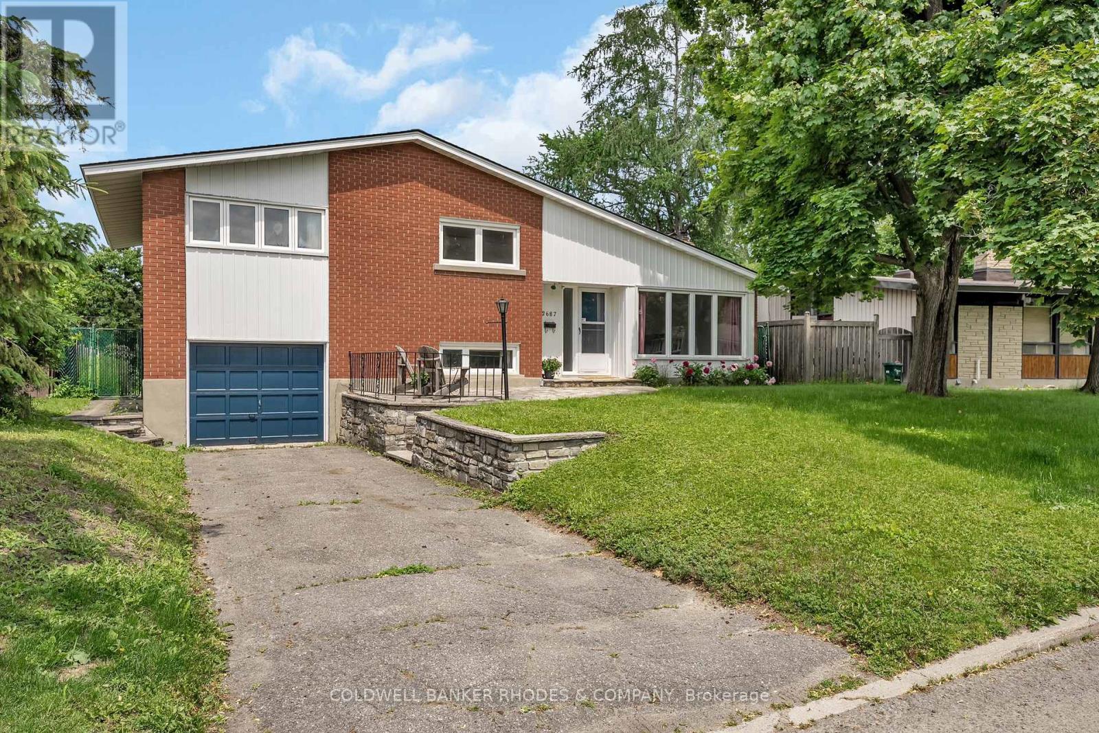 2687 Basswood Cres, Ottawa, ON K1V 8K2