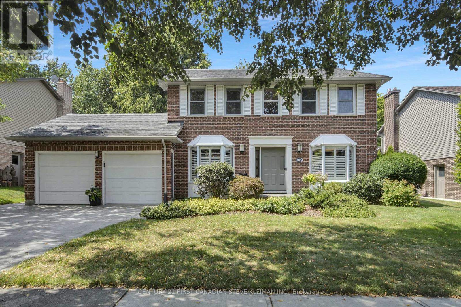 96 Meridene Cres W, London, ON N5X 1G2