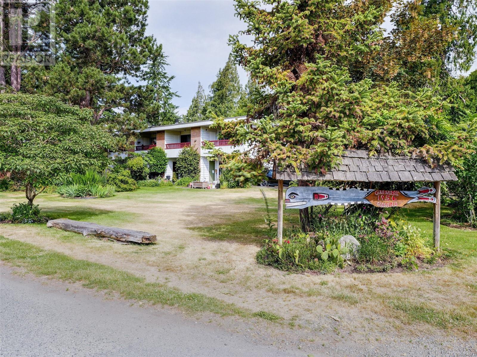 1956 Glenidle Rd Unit 2 Rd, Sooke, BC V9Z 0B2