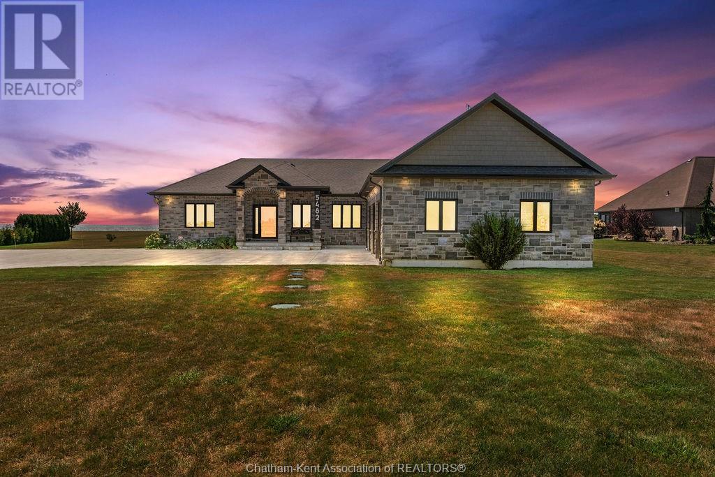 5482 Talbot Trl, Chatham-Kent, ON N0P 1W0