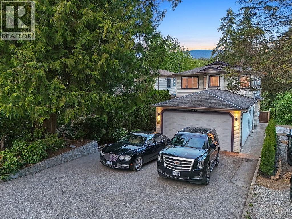 3998 Phyllis Rd, North Vancouver, BC V7K 2V1