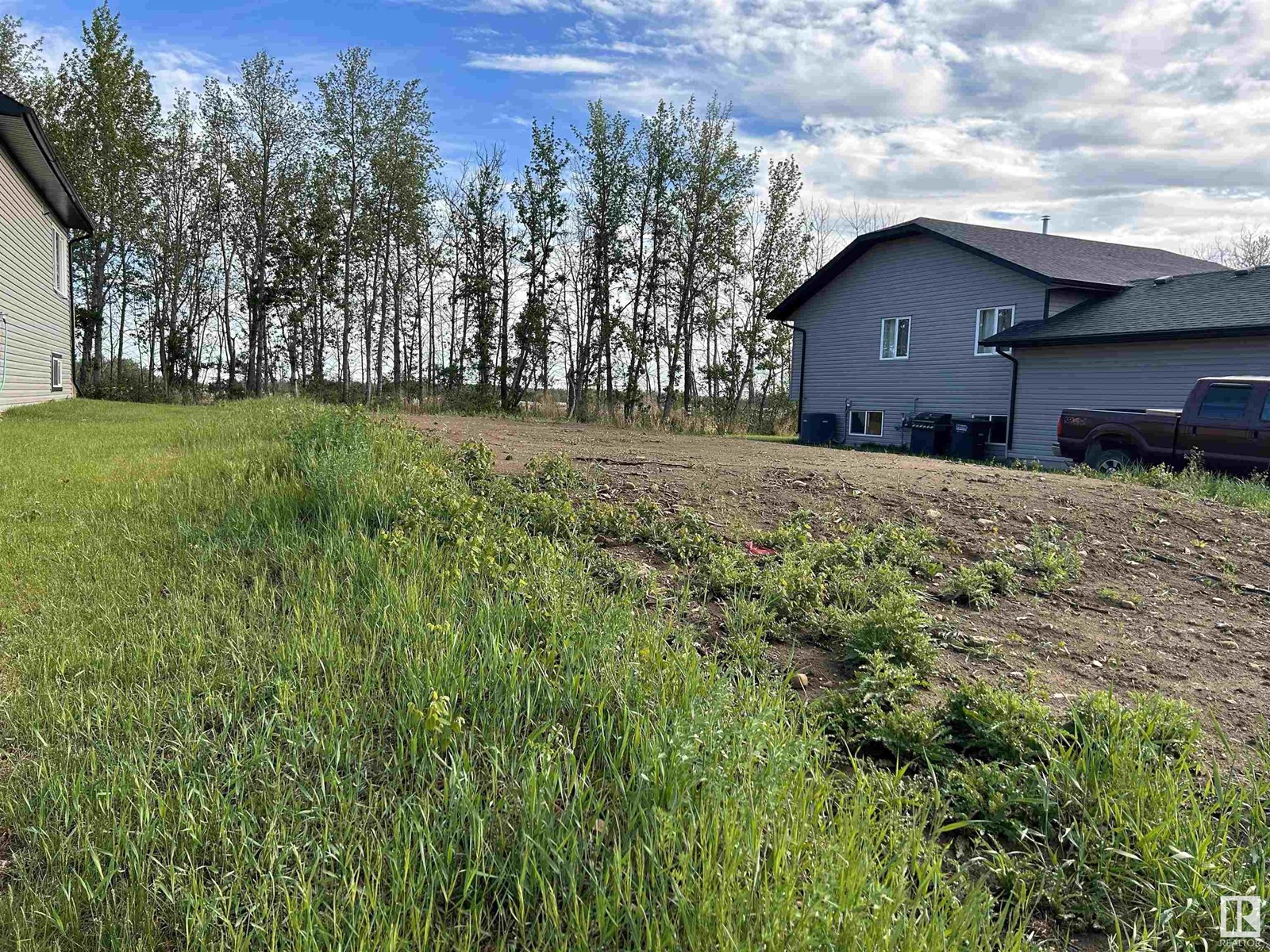 53 Av Unit 6111 #a, Redwater, AB T0A 2W0