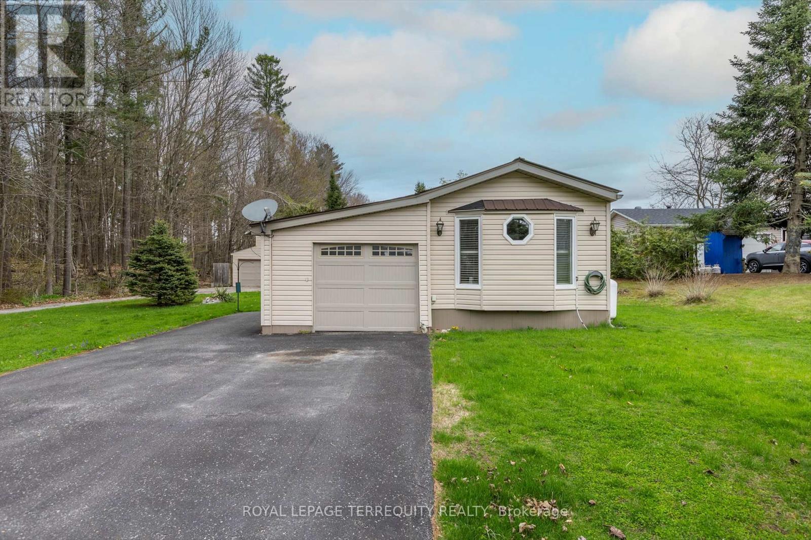 65 Chandos St, Havelock-Belmont-Methuen, ON K0L 1Z0