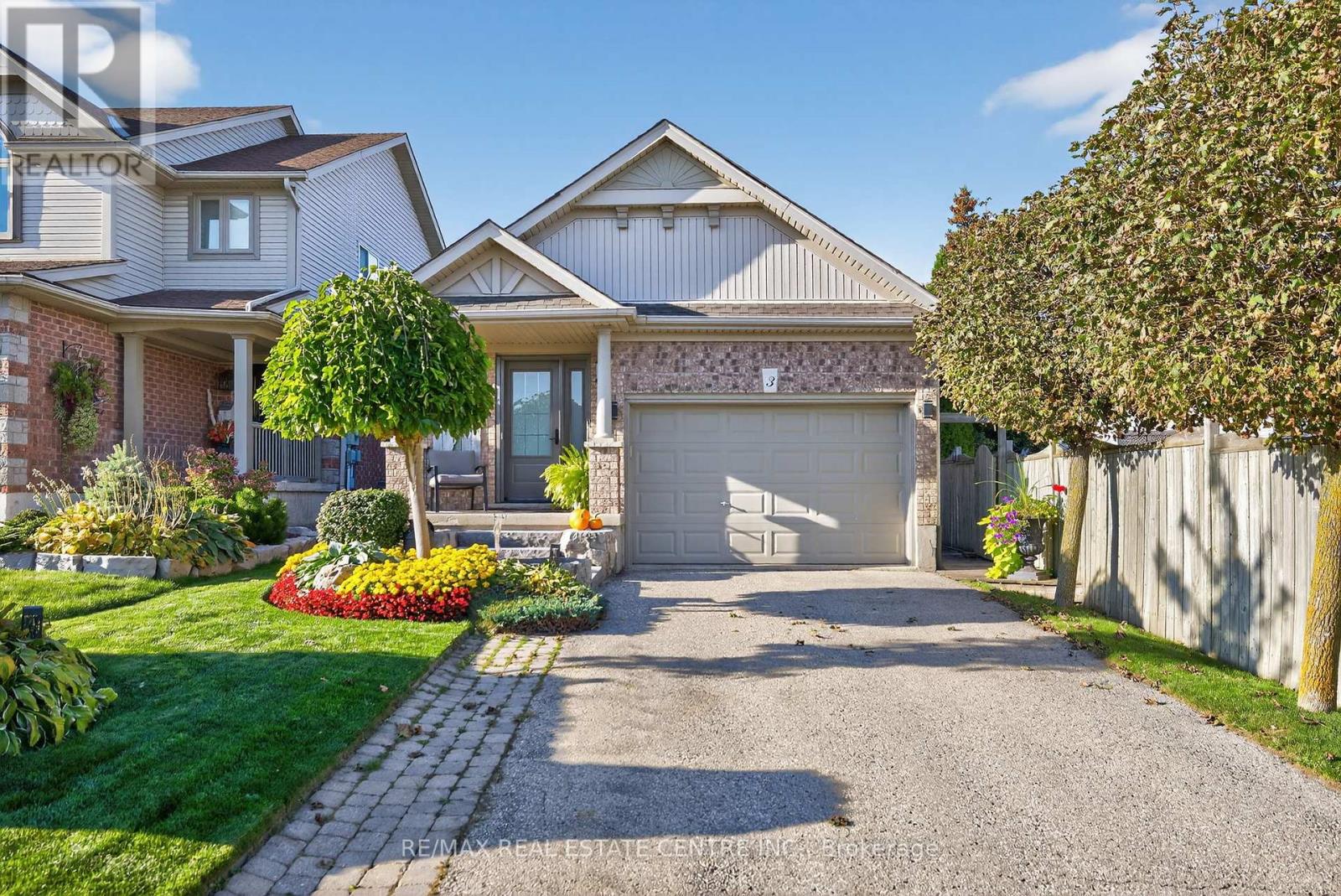 3 Bishop Ct, Orangeville, ON L9W 5G6