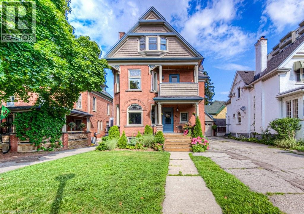 350 Queen St S, Kitchener, ON N2G 1W7