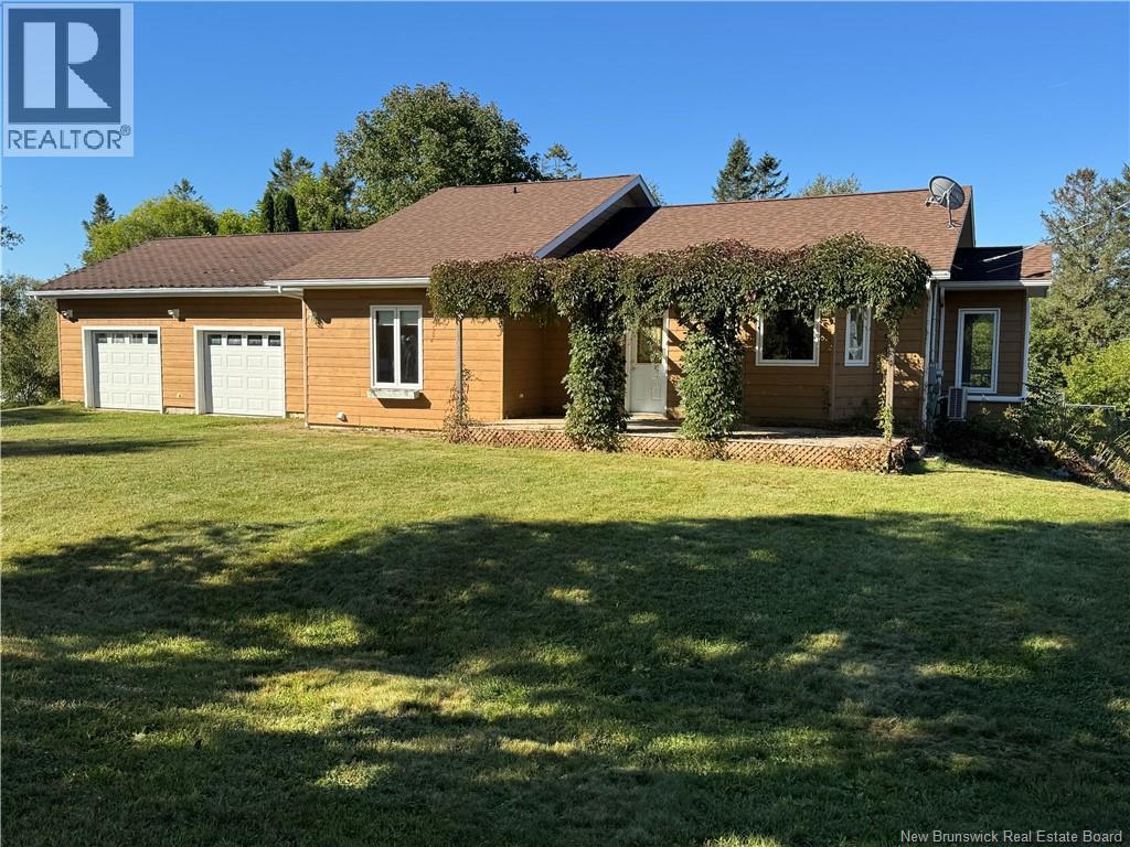 37 Waugh Rd, Riverbank, NB E7L 4H7