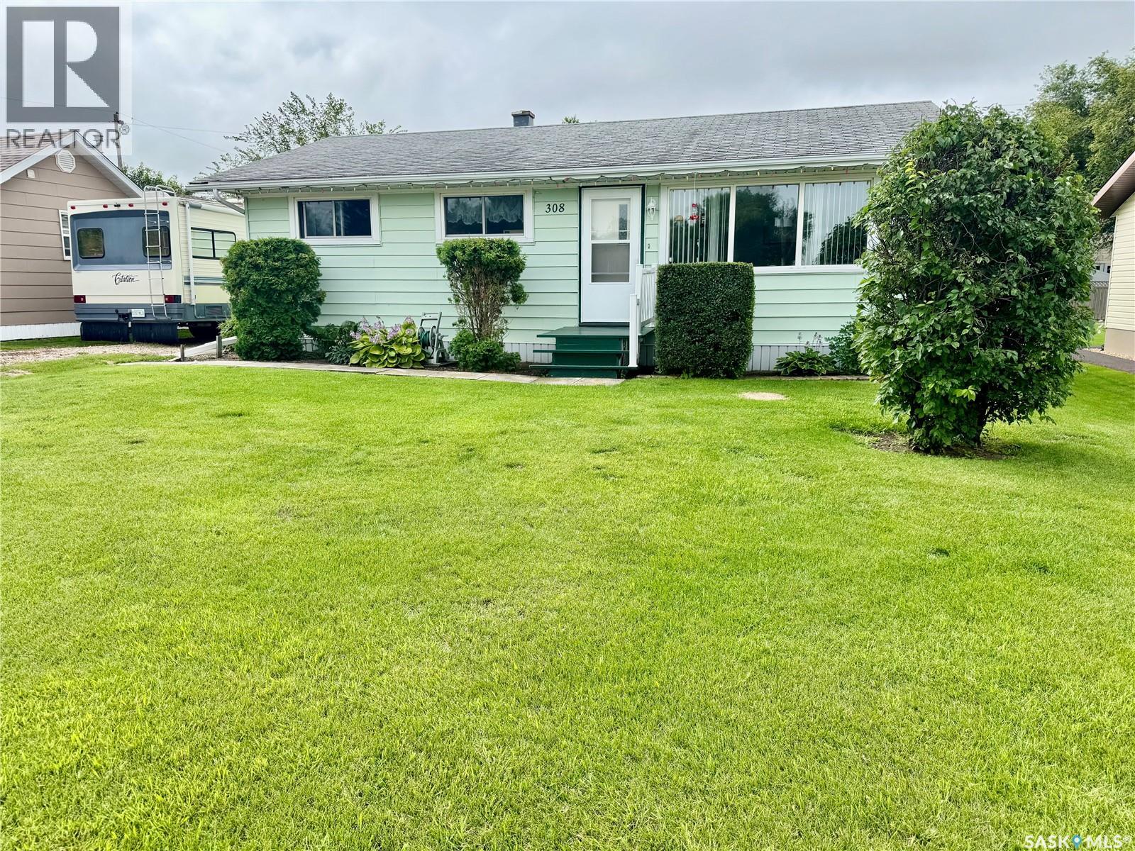 308 Scott St, Muenster, SK S0K 2Y0