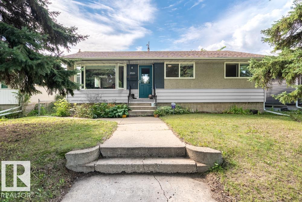 38 St Nw Unit 12026, Edmonton, AB T5W 2H8
