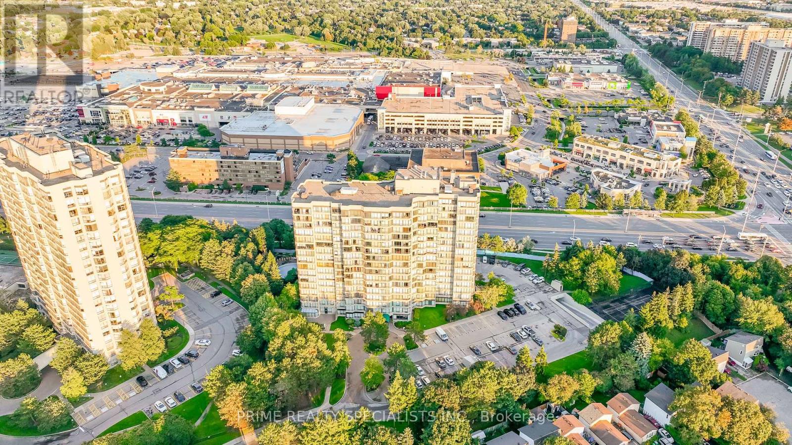 611 26 Hanover Rd, Brampton, ON L6S 4T2