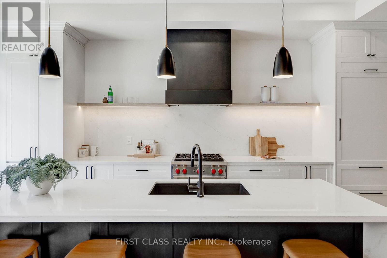 5 Gardeners Ln, Markham Angus Glen, ON L6C 3L5