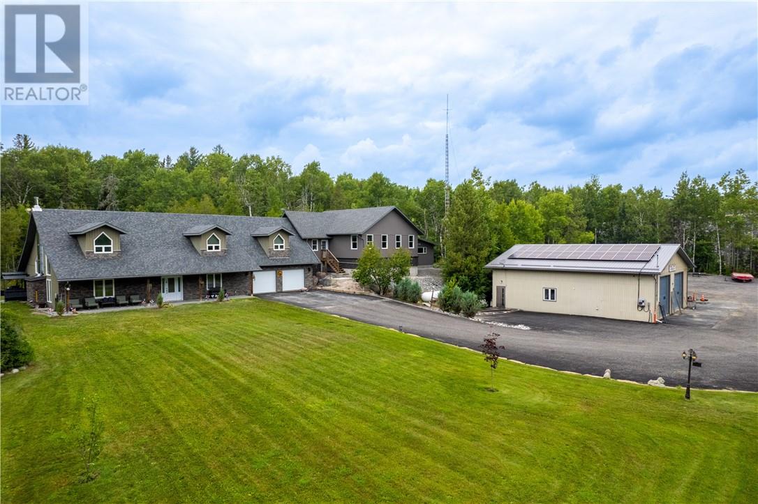 65 Makynen Rd, Sudbury, ON P3E 4N1
