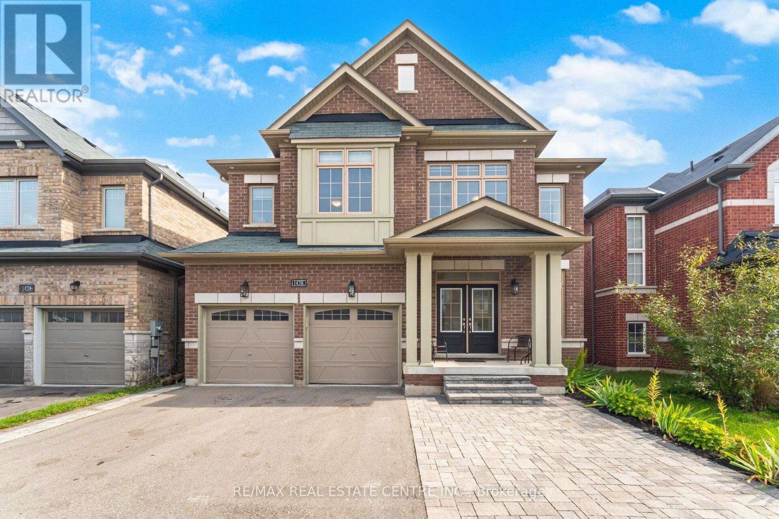 1438 Mcroberts Cres, Innisfil, ON L9S 0J9