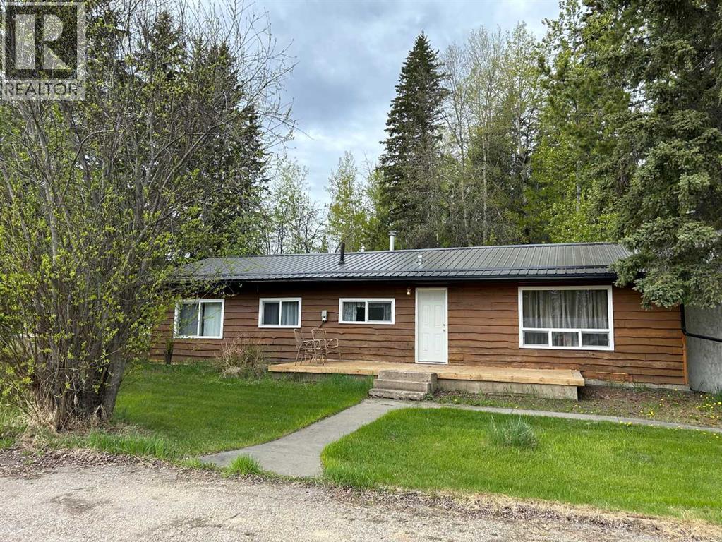 52 1st Ave #54 Ave, Faust, AB T0G 0X0