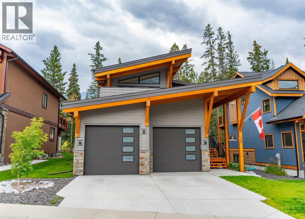 104 Rivers Bend Way, Dead Man's Flats, AB T1W 0K5