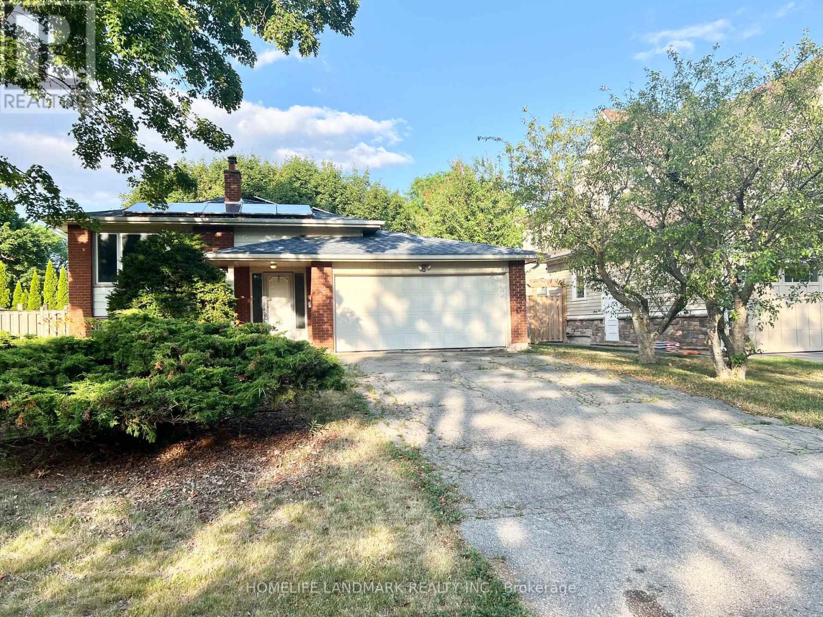 5 Chant Cres, Markham, ON L3R 1Y7